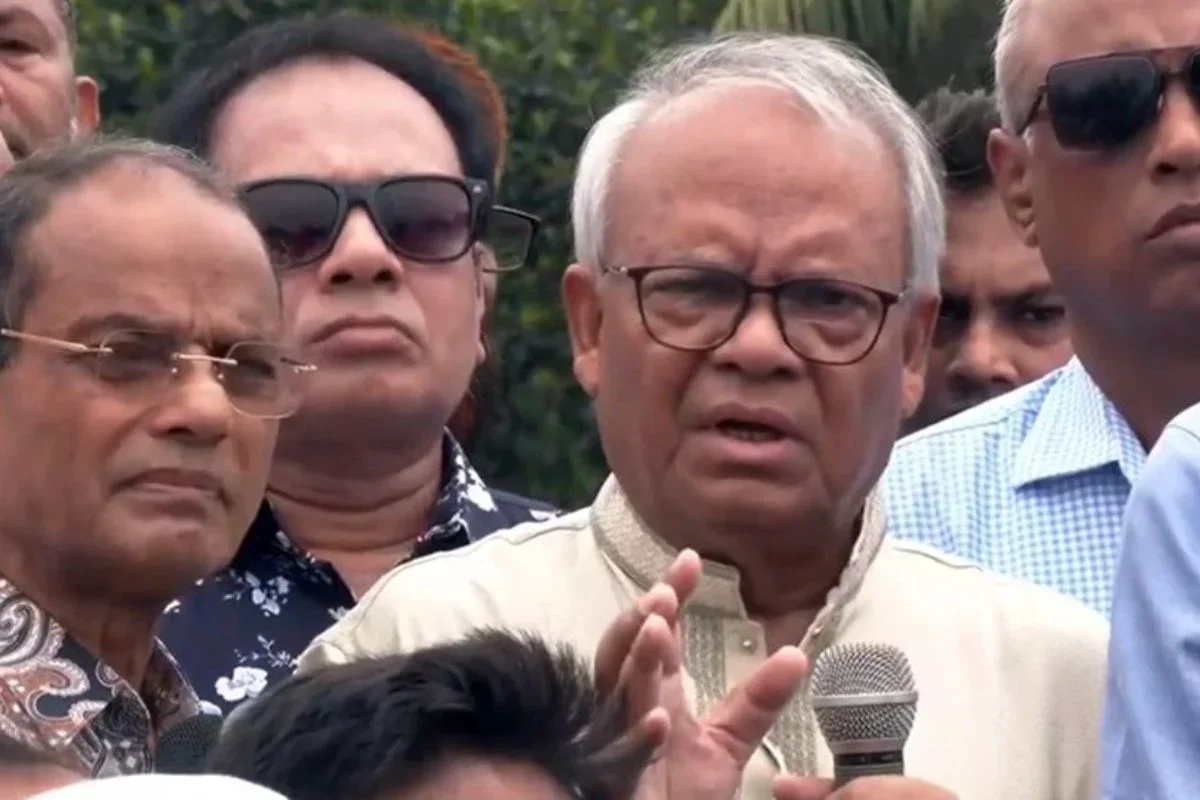 গ্যাস সংকট ধীরে ধীরে কাটবে, আশাবাদ রিজভীর