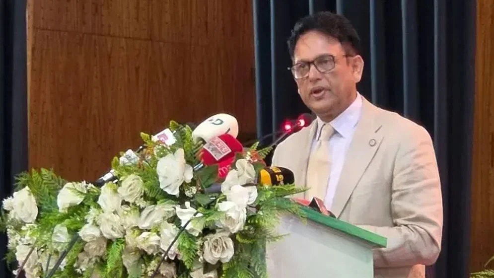 যোগ্য শিক্ষার্থীদের ফেল করানো শিক্ষকদের বিরুদ্ধে কঠোর ব্যবস্থা: শিক্ষামন্ত্রী