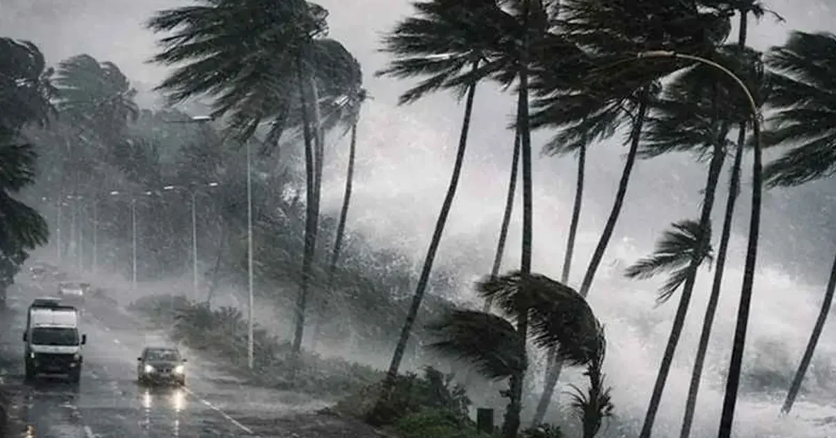 ৭ জেলায় ৬০ কিমি বেগে ঝোড়ো হাওয়াসহ বৃষ্টি-বজ্রবৃষ্টির আভাস