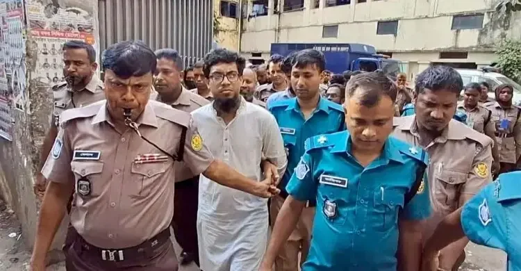 তেজগাঁও কলেজ মসজিদ থেকে আটক ২৩, ১২ জনের তিন দিনের রিমান্ড