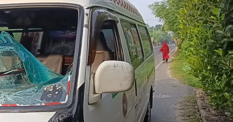 লালপুরে লাশবাহী অ্যাম্বুলেন্সের ধাক্কায় পথচারী নিহত