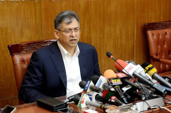 রাড্ডা সেন্টার গুঁড়িয়ে দেওয়ার ঘটনায় জড়িতদের বিরুদ্ধে কঠোর ব্যবস্থা: স্বরাষ্ট্রমন্ত্রী