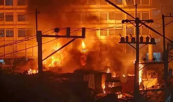আশুলিয়ায় সিলিন্ডারবাহী গাড়িতে বিস্ফোরণ, নিহত বেড়ে ৮