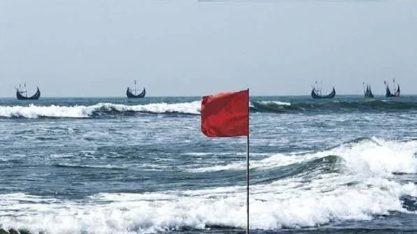 বঙ্গোপসাগরে গভীর নিম্নচাপ, চট্টগ্রাম-কক্সবাজারে ৩ নম্বর সংকেত