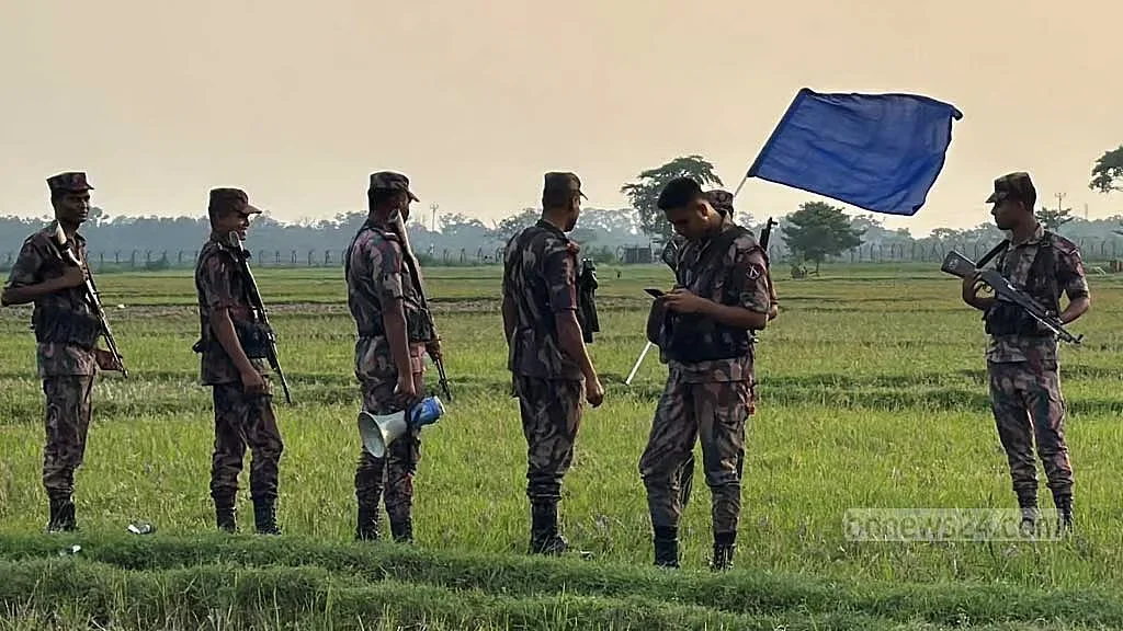 শ্যামনগর সীমান্তে ১০ জনকে বাংলাদেশে ঠেলে পাঠানোর চেষ্টা, বাধা বিজিবির