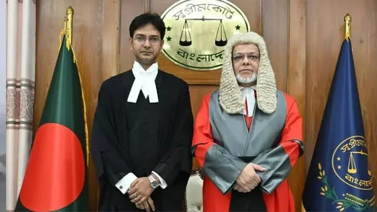 হাইকোর্টের স্থায়ী বিচারপতি হিসেবে দেবাশীষ রায় চৌধুরীর শপথ গ্রহণ