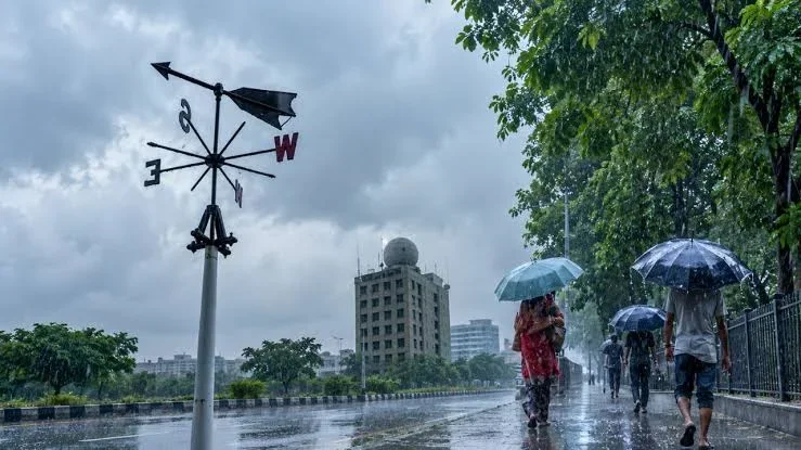 পাঁচ দিন বৃষ্টির আভাস, ছয় বিভাগে বেশি বৃষ্টির পূর্বাভাস