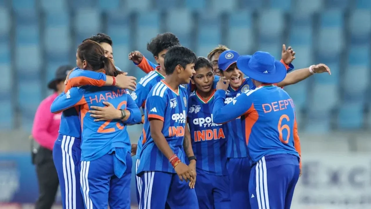 শ্রীলঙ্কাকে ৭২ রানে হারিয়ে রেকর্ড অষ্টম নারী এশিয়া কাপ ভারতের