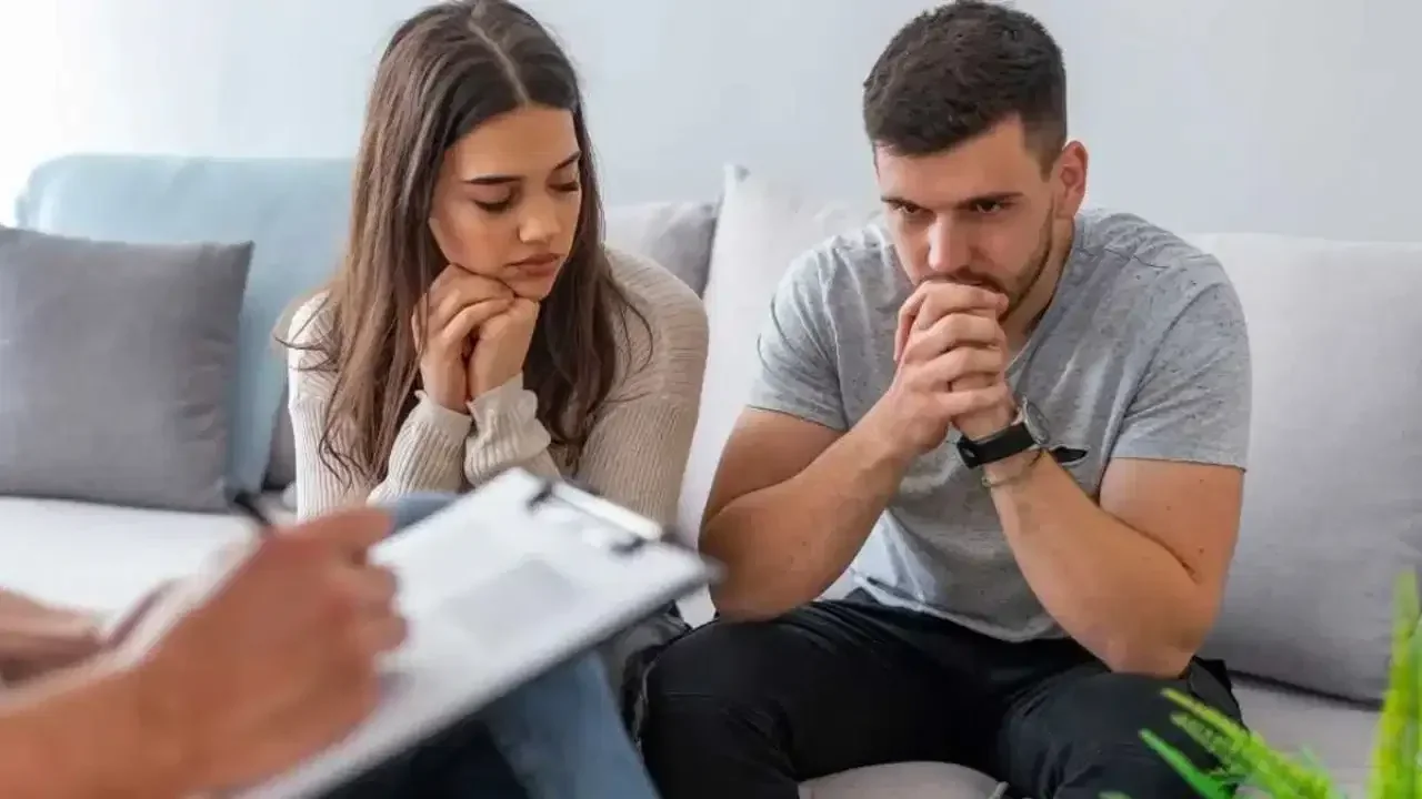 ভালোবাসার সম্পর্কেও যে ৫ বিষয়ে ছাড় দেওয়া উচিত নয়