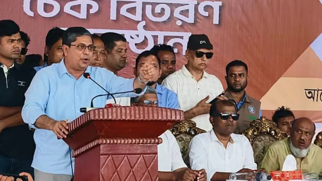 কার্ড-ভাতা দেব, বিনিময়ে ধানের শীষে ভোট দিতে হবে: মীর শাহে আলম