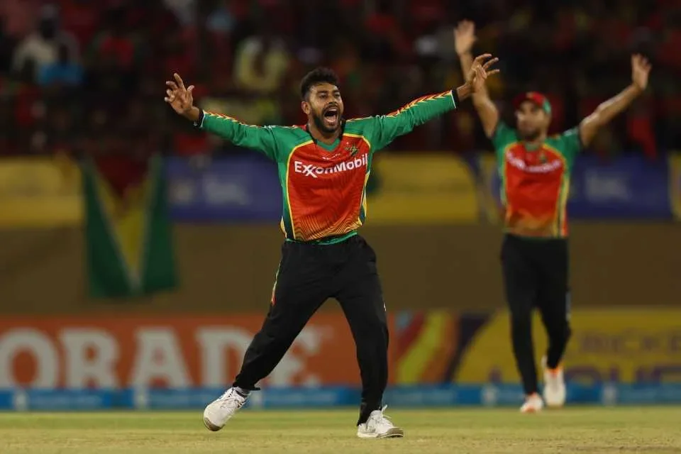 সিপিএলে মিরাজের ঝড়, ৪ উইকেটে ম্যাচসেরা; গায়ানার দারুণ জয়