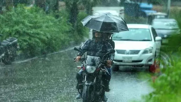 দেশের সব বিভাগে বৃষ্টির পূর্বাভাস, কমতে পারে তাপপ্রবাহ
