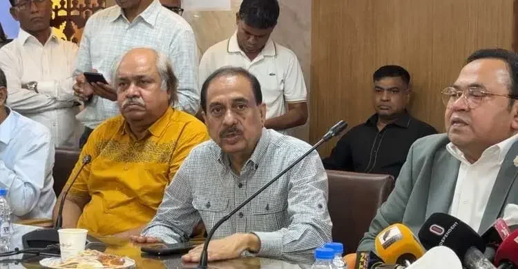 সাইবার সুরক্ষা আইন সংশোধন ছাড়া পাস হলে বাংলাদেশ বৃহৎ কারাগার: মতিউর চৌধুরী