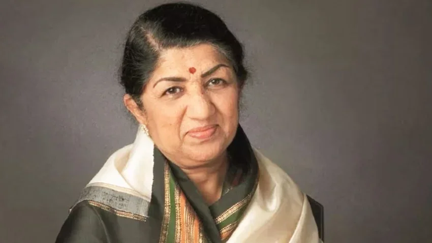 পুনর্জন্ম হলে নারী নয়, পুরুষ হতে চেয়েছিলেন লতা মঙ্গেশকর