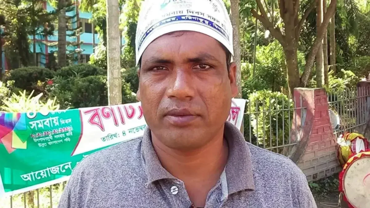 হরিণাকুন্ডুতে ইউপি সদস্যকে কুপিয়ে হত্যা, প্রতিপক্ষের বিরুদ্ধে অভিযোগ