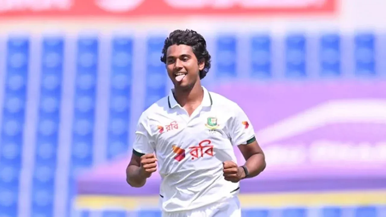 আবুধাবিতে হ্যাটট্রিক করে ইতিহাস গড়লেন হাসান মাহমুদ, দ্রুততম ৫০ উইকেটের রেকর্ডও