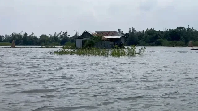 পদ্মার পানি বাড়ছে, কুষ্টিয়া-চাঁপাইনবাবগঞ্জ-রাজশাহীর নিম্নাঞ্চল প্লাবিত